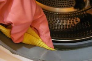 How to clean a washing machine from mold and plaque - simple and effective ways